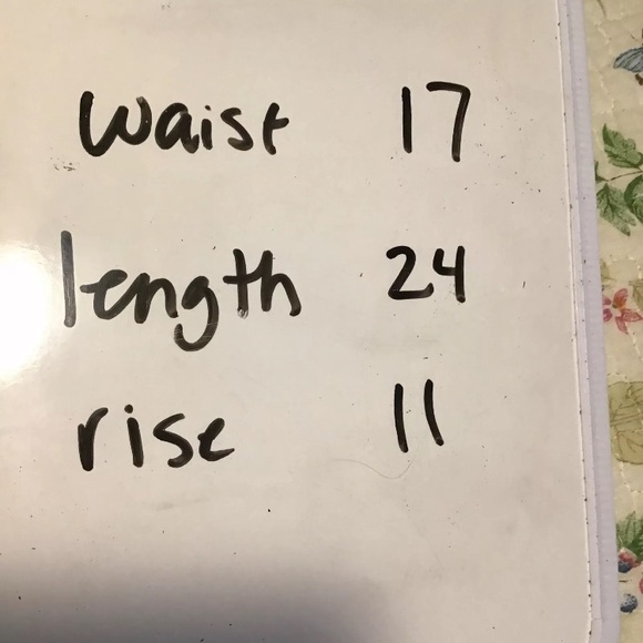 Old Navy Jeans Slouchy Straight Cropped Ripped Jeans, 8 - Picture 9 of 10